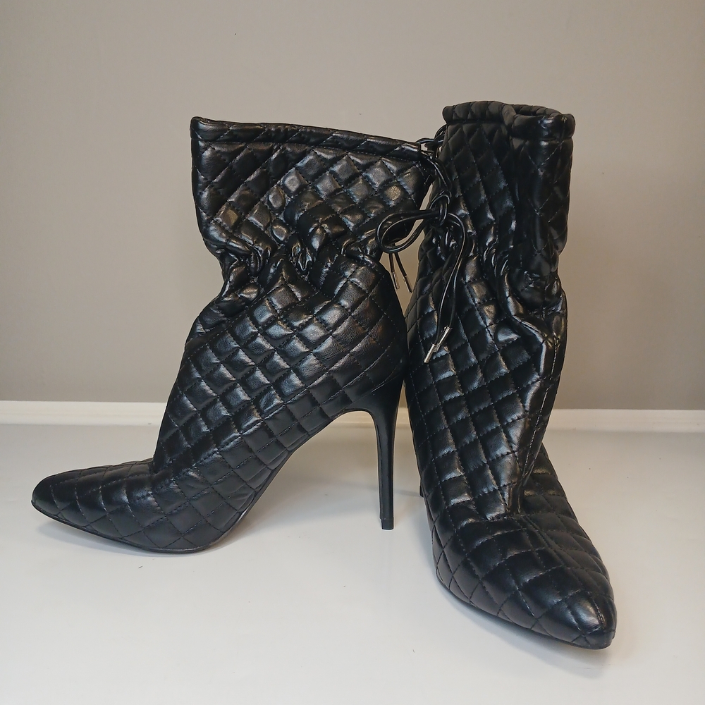 New! Anne Michelle Black Quilted Cinched Ankle Heeled Boot Stiletto Bootie NWOT